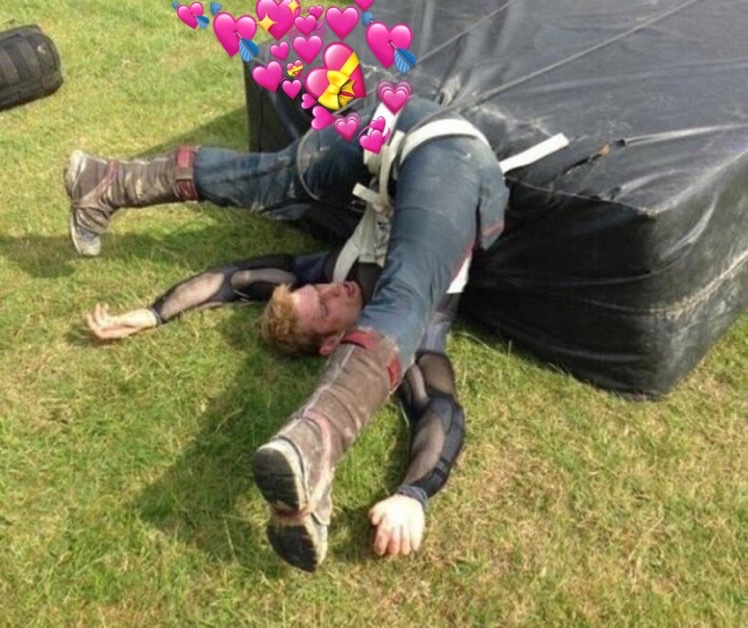 zoed12345's tweet photo. HEY I have this meme on my phone from like 2018/19 does anybody know the original context? And can I find more like it bc the original image itself is so fucking funny https://t.co/sQ4Wfay7e6