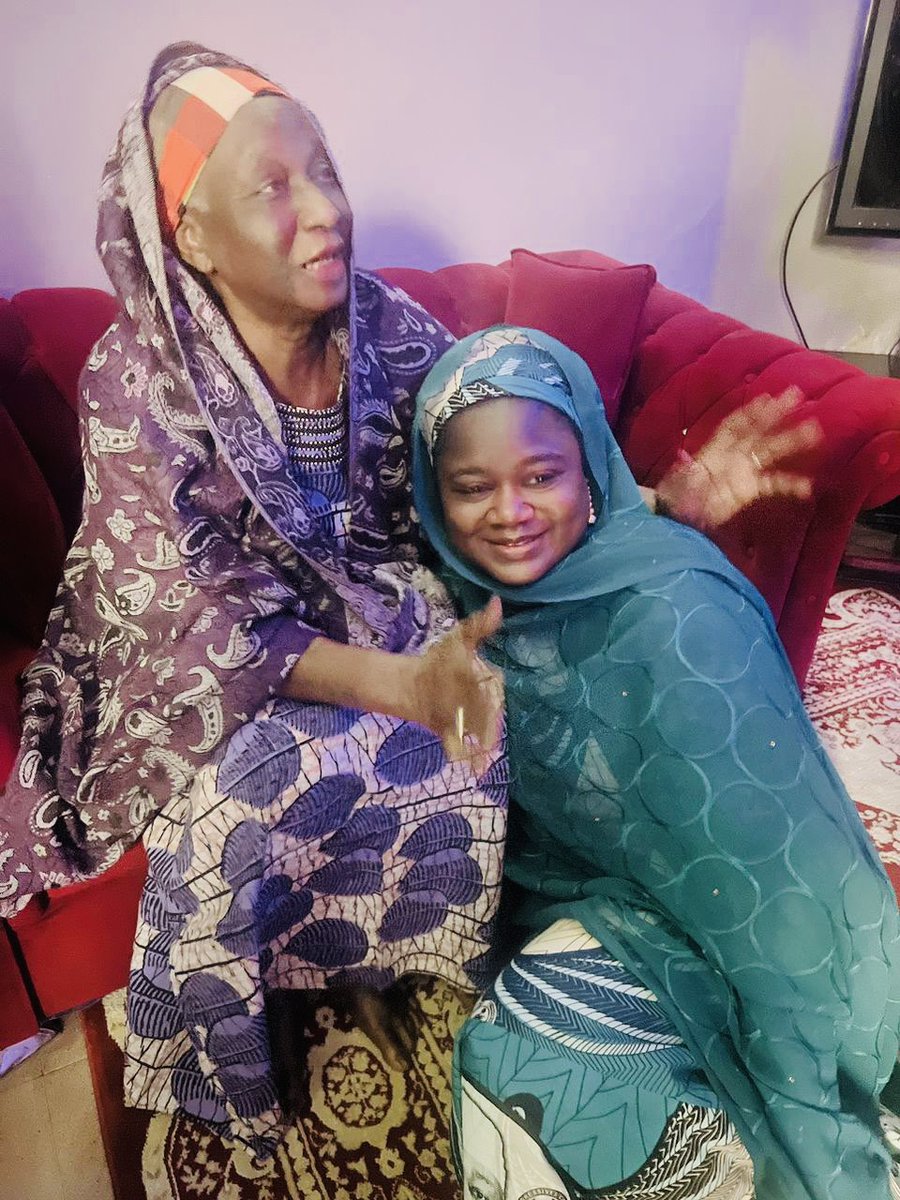 fatimabago_'s tweet photo. Yesterday I paid a homage visit to the royal mother’s,the wife and mother of his eminence HRH Alh Umar Faruk Bahago  Emir of minna to seek for their royal blessings.

Reform of traditional institutions is part of my husband manifesto.

#votebagoyakubu
#Vote4APC
#StrongerTogether https://t.co/SutSniIsj5
