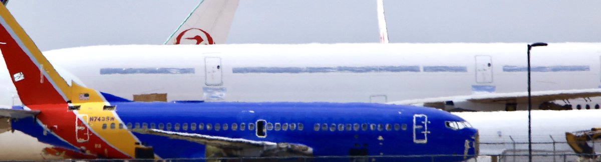 ShorealoneFilms's tweet image. 2 #Qantas #AirbusA380 ’s seen rotting away at #VCV 03-05-23