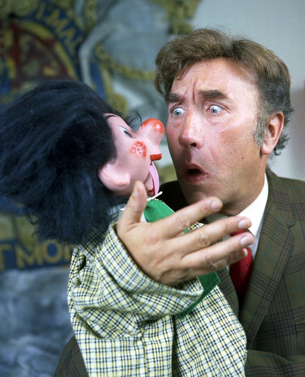 CultOfBritCom's tweet photo. Spare a thought today for the lateβ¦
#FrankieHowerd #BOTD 1917
Oh no Madamβ¦pleaseβ¦titter ye not!
#TheRunawayBus #TheLadykillers #UpPompeii #CarryOnDoctor #CarryOnUpTheJungle #UpTheChastityBelt #UpTheFront #SgtPeppersLonelyHeartsClubBand
#ThreeLittleFishies #UpJetaime https://t.co/ytWaciXqAL