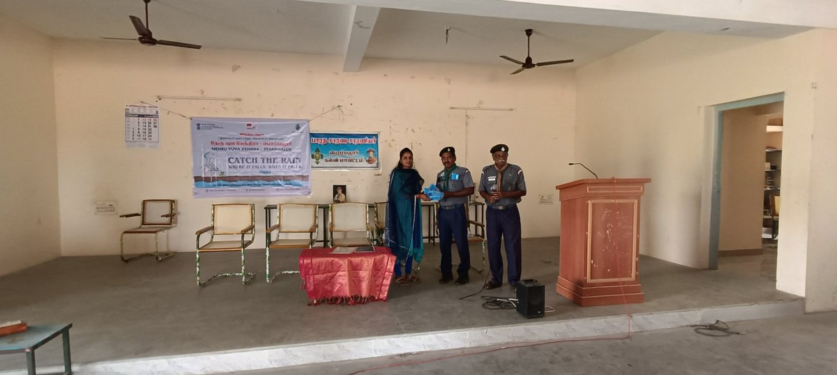 NykPerambalur's tweet image. #catchtherain Phase III @NykPerambalur  Bharat Scouts and guards along with NYK Perambalur administrated the Catch the Rain Pledge #saverainwater @Nyksindia @nykssouthzone