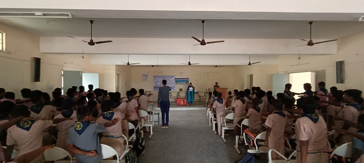 NykPerambalur's tweet image. #catchtherain Phase III @NykPerambalur  Bharat Scouts and guards along with NYK Perambalur administrated the Catch the Rain Pledge #saverainwater @Nyksindia @nykssouthzone