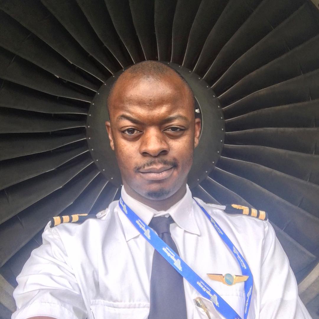 “Subconsciously, I did think I was bulletproof. Now I’m trying to bulletproof myself...” | #MondayMotivation ✨🗝️

__
[#Aviation|#ByEriquariuM|#Airbus|#A320|#AirbusLovers|#CFM|#CFMEngines|#AvGeek|#BlackPilots|#FlyForTheCulture|#AviationDaily|#WePilots|#PilotLife|#VisitCongo|#RDC]