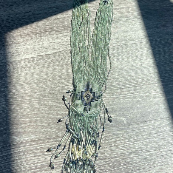 So good I had to share! Check out all the items I'm loving on <a href="/Poshmarkapp/">Poshmark</a> #poshmark #fashion #style #shopmycloset #sourceunknown #peek #vintage: posh.mk/iCfWpIJmWxb