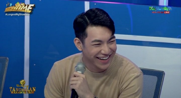 cassren_mav's tweet photo. D nakakahawa talaga ang ngiti mo

TNTHuradoDARREN-D5
#DARREN @Espanto2001
#LungsodNgShowtime https://t.co/hBTcLtg3HM