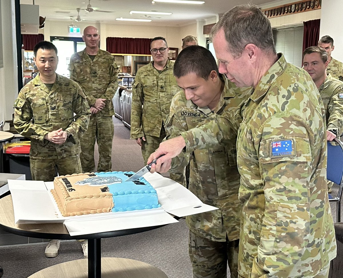 Happy birthday 51 FNQR! Honoured to visit with CSM and celebrate your birthday with your CO and youngest soldier cutting the cake. Grateful to the First Nations soldiers who selflessly support their country and all of the teams sustained commitment to operations.