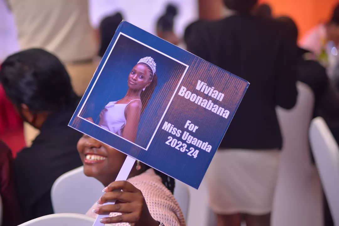 Hello. Here is a reminder for you to vote Vivian Boonabana, contestant Number 4 for Miss Uganda 2023-2024.

Click this link africavotes.com/n/vote-f586e28…

#MissUganda2023 
#beautybeyondlooks 
#beautypageants 
#missworld