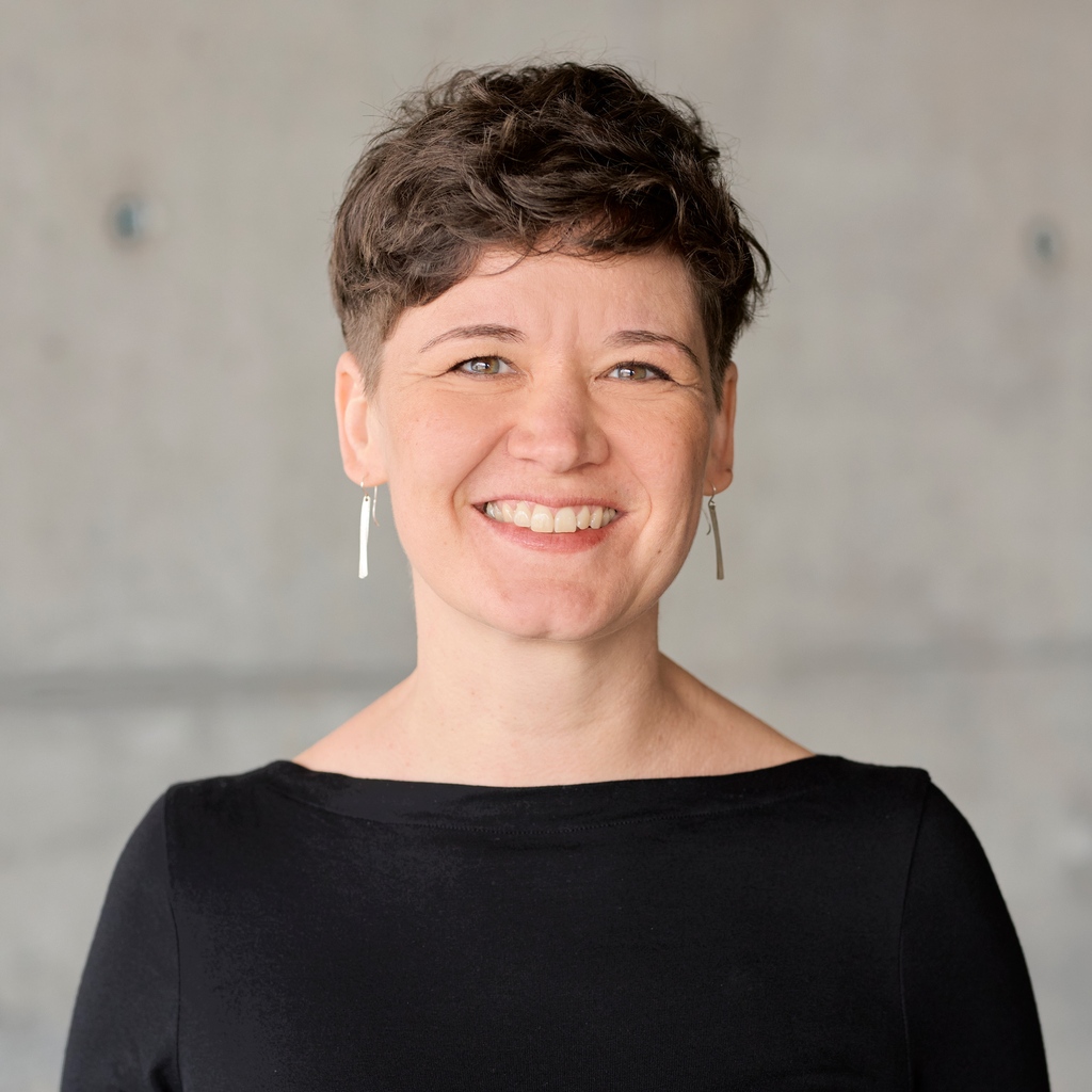 #FinancialLiteracy 
Als Mitglied des Führungsteams von Three Coins vermittelt Lena Gugenberger Menschen einen guten Umgang mit Geld, weil Finanzbildung für uns einer der größten Hebel für Selbstbestimmung und Chancengleichheit ist.
frauendomaene.at/user/lenagugen…