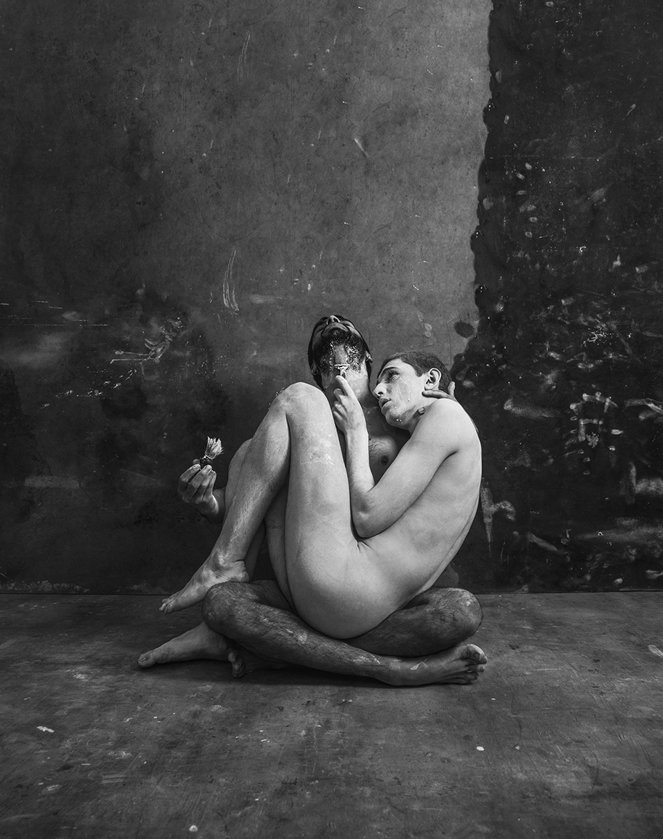 ojitosflacos's tweet photo. Bruno Nogueira &amp; Julian Dura - Gillete’s Anagnorisis, 2018. https://t.co/zp2Q1evshr