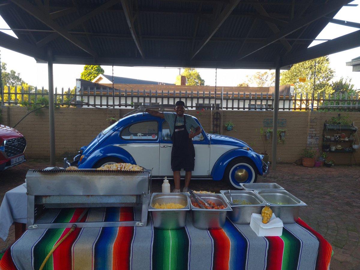 Tacokombi's tweet image. @Tacokombi we love all the private events we get involved with. It is such an honour to be involved with somebody's special celebrations. 

#greatmexicanfoodanywhere #tacokombi #tacos #nachos #chillipoppers #churros #freshisbest #foodtruck #marketstyle #privateevents