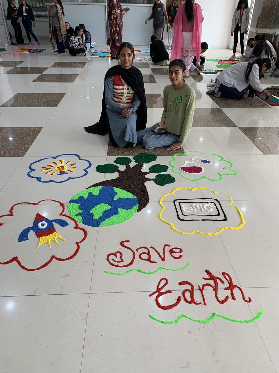 MayankFoundtion's tweet photo. Glimpses of Inter-college Rangoli & painting competition during #NationalScienceDay2023 at #Ferozepur with the support of #punjabstatecouncilofscienceandtechnolog on the theme #globalscienceforglobalwellbeing
#NationalScienceDay2023
#MayankFoundation @JKAroraEDPSCST @PSCST_GoP https://t.co/hg6j8zMwA6