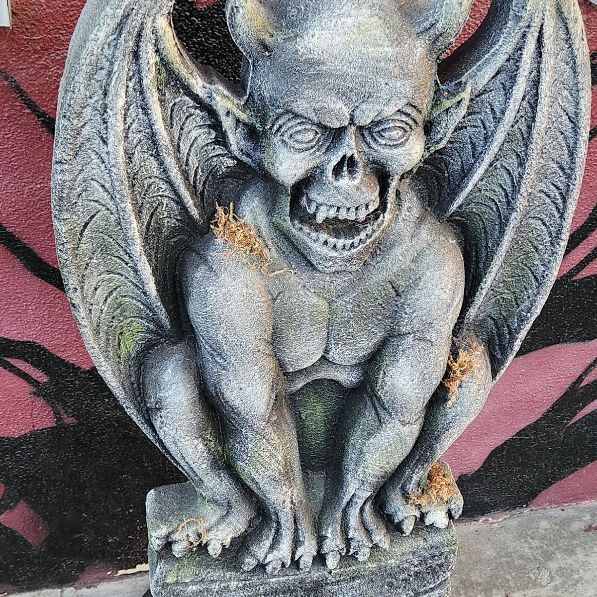 A gargoyle statue outside the Mystic Museum #TheMysticMuseum #MysticMuseum #HorrorDecor #Gargoyle