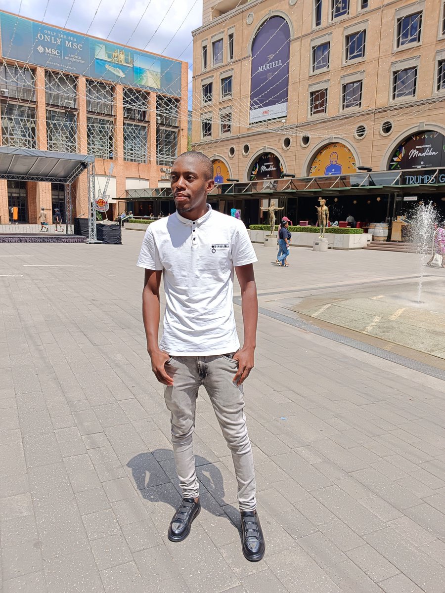 Peter_xcode's tweet image. Happy Majita Monday