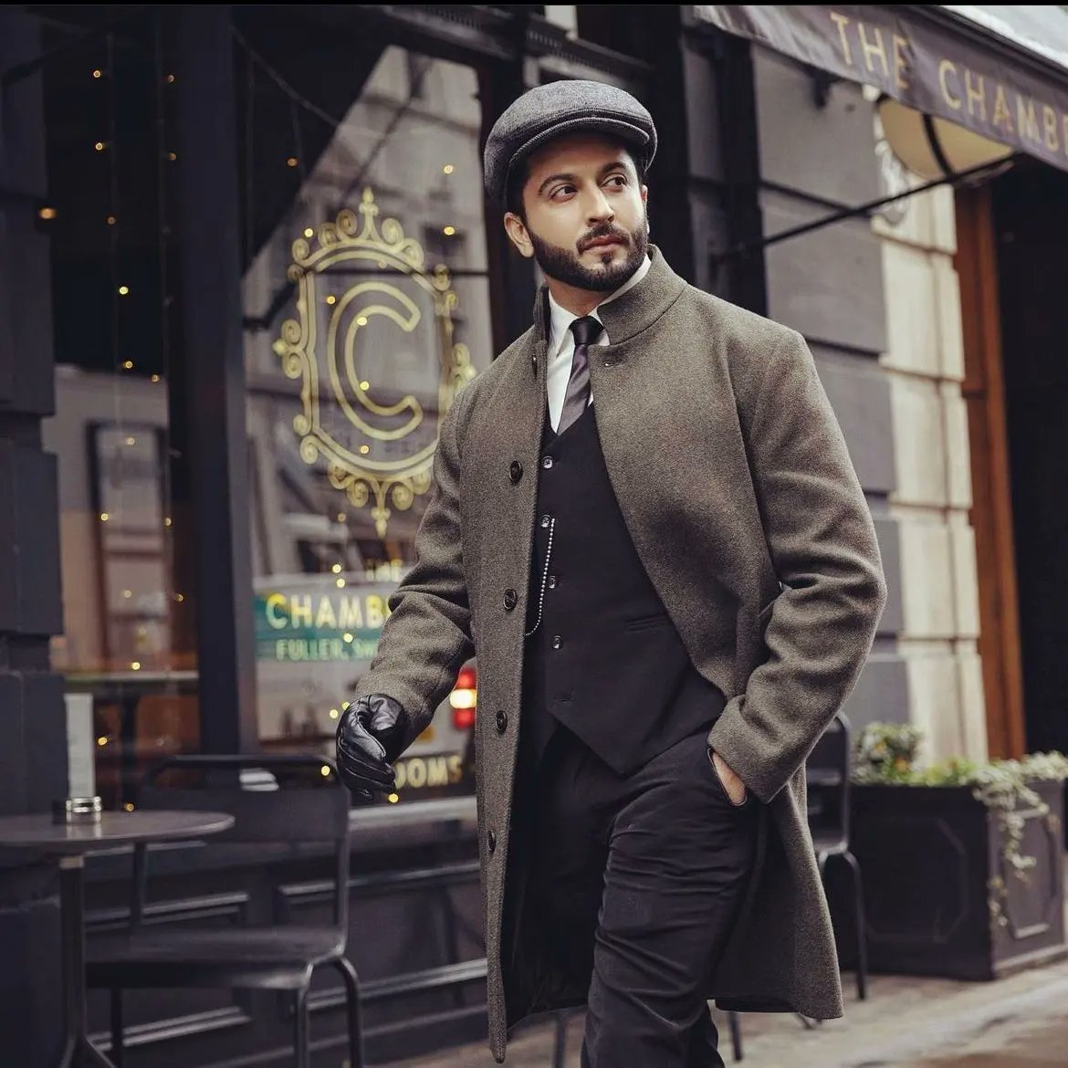 teleworldin's tweet photo. This looks nothing less than a screen grab from an international British Series! 

@dheerajdhoopar 

#DD #DheerajDhoopar https://t.co/auuwKh7P0K