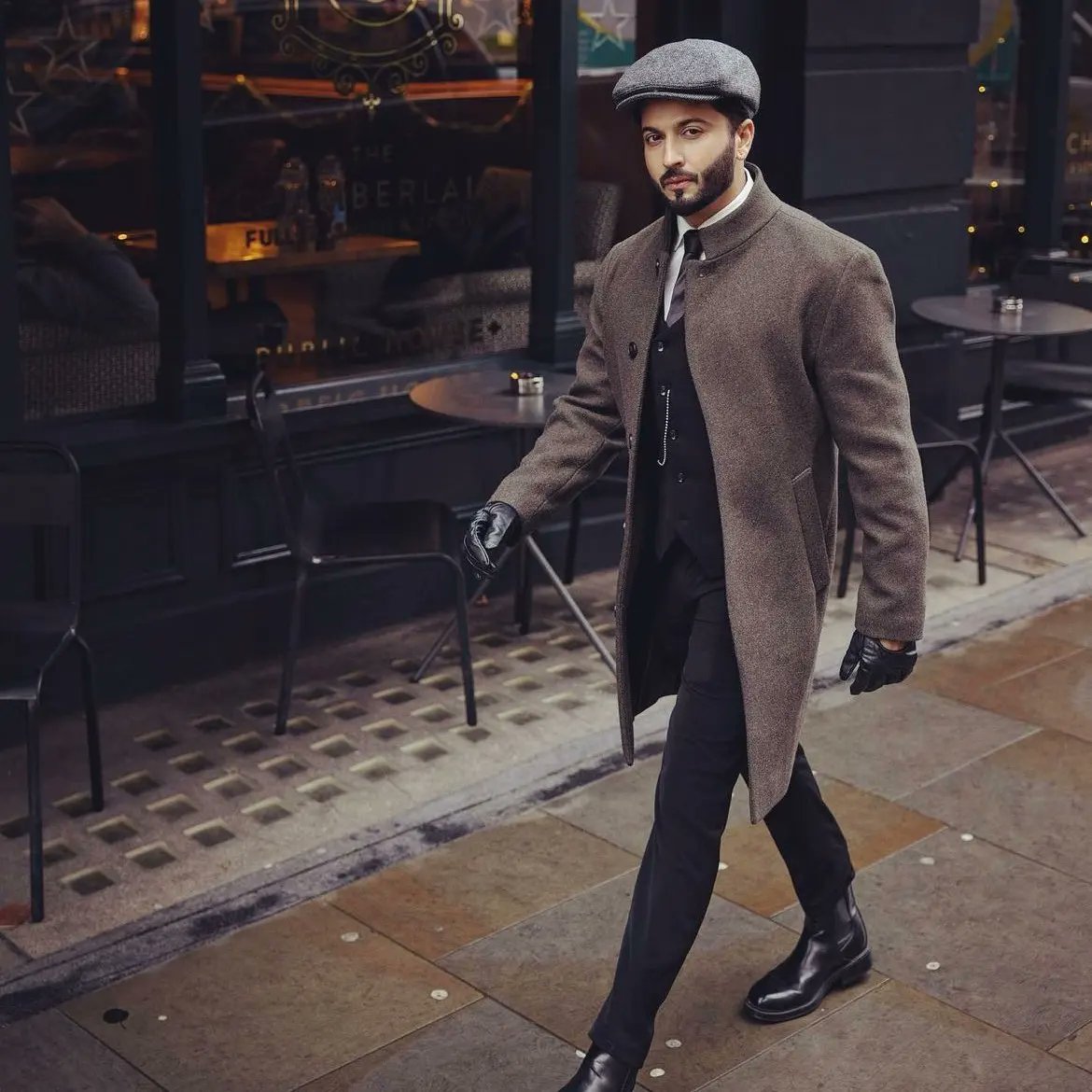 teleworldin's tweet photo. This looks nothing less than a screen grab from an international British Series! 

@dheerajdhoopar 

#DD #DheerajDhoopar https://t.co/auuwKh7P0K