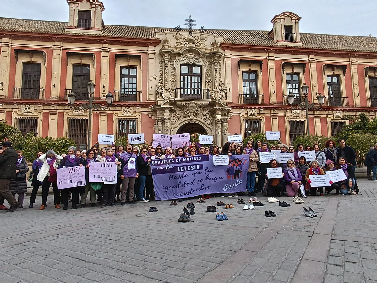 #8marzo2023 #caminandojuntasporlaigualdadyladignidadenlaIglesia #HastaQueLaIgualdadSeaCostumbre <a href="/Archisevilla1/">Archidiócesis de Sevilla</a> <a href="/RevueltaMujeres/">Revuelta de Mujeres en la Iglesia</a>