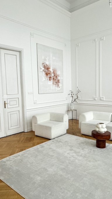 shooting in such a beautiful location last weekend 🤍 #photoshoot #photomeeting #modeling https://t.c<a href="/tag/photoshoot"class="tags"><span>#photoshoot</span></a><a href="/tag/modeling"class="tags"><span>#modeling</span></a><a href="/tag/photomeeting"class="tags"><span>#photomeeting</span></a>