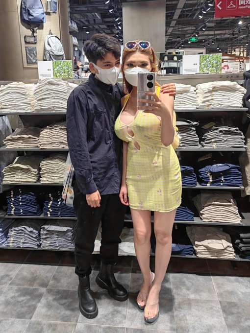 A few more pics from the other day... https://t.co/NG9H7hnqod