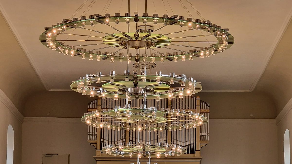 80 Prozent Energie können eingespart werden: Franckesche Stiftungen in Halle bauen Kronleuchter auf LED um

dubisthalle.de/franckesche-st…