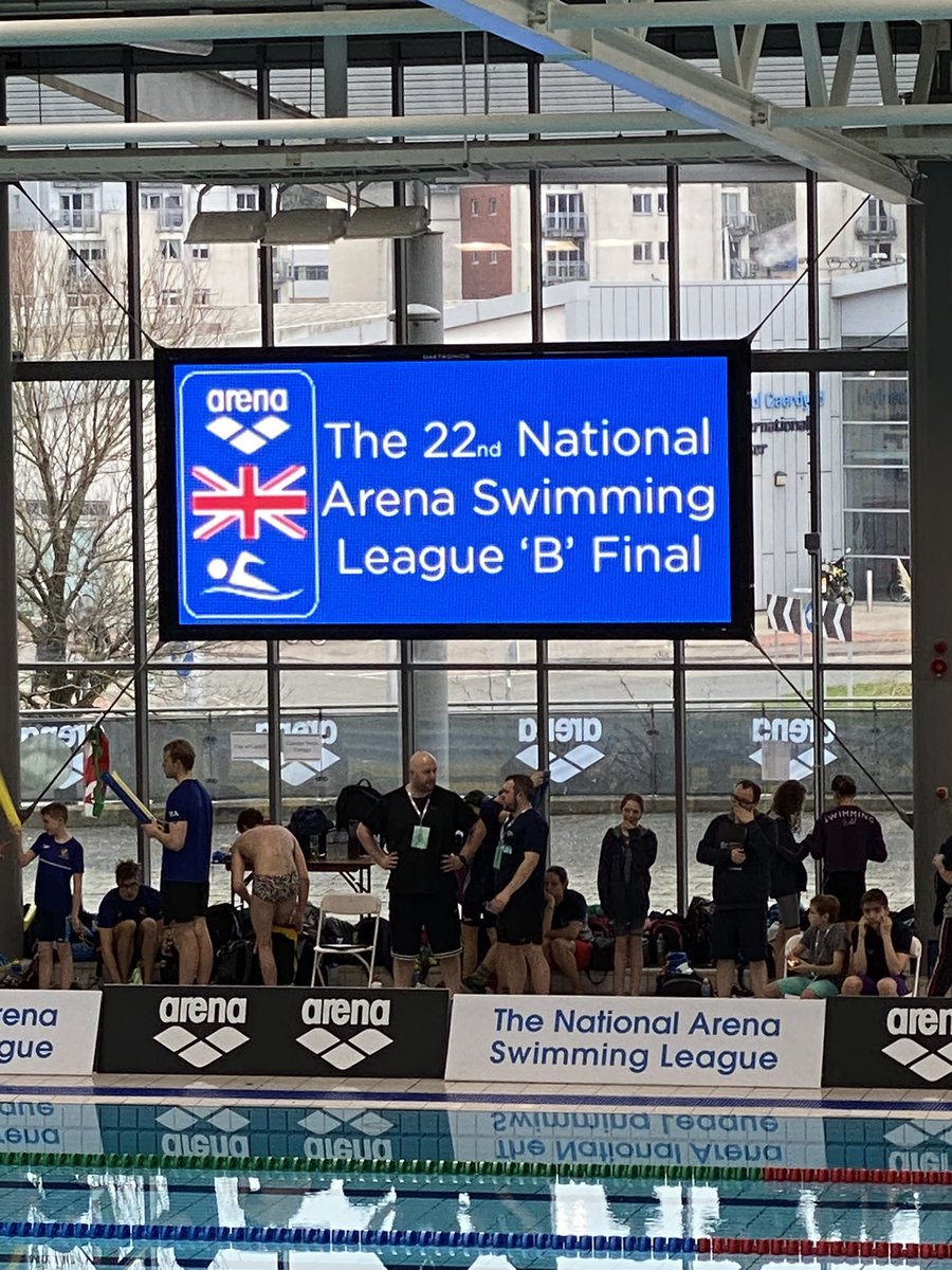 Busy weekend for #TeamRandall 🥇🥈🥈🥉🥉🥉🥉🏊🏻‍♂️🏊‍♀️