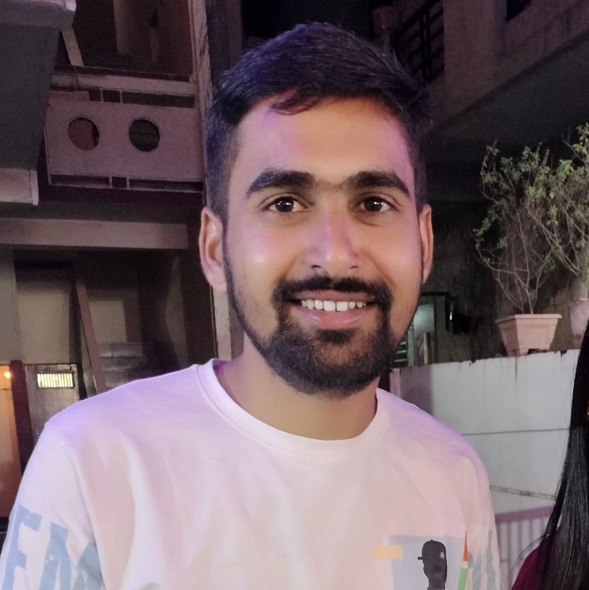 Praful1Thakar's tweet photo. #NewProfilePic https://t.co/JpLRF23REI