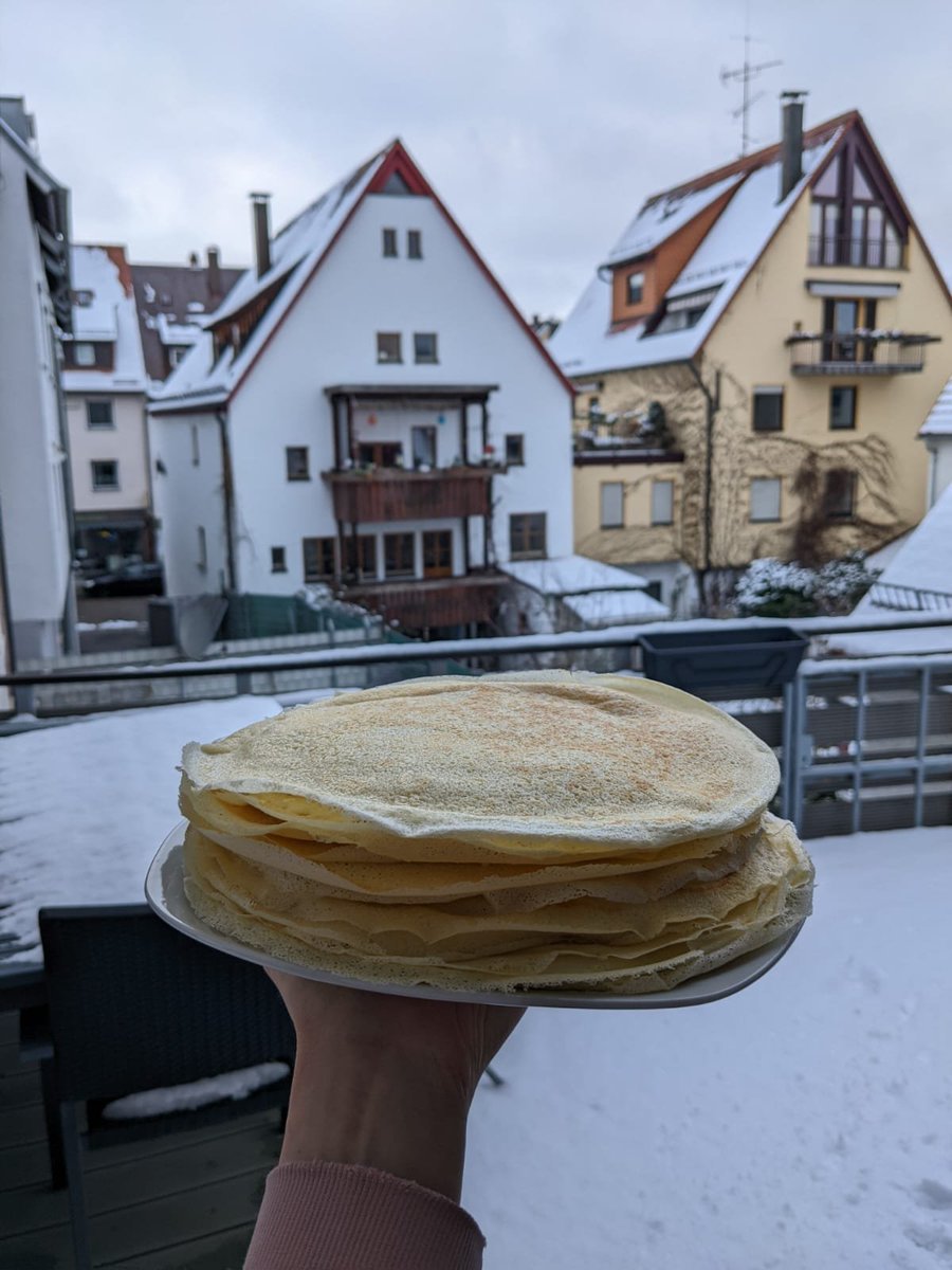 palark_com's tweet image. Who likes pancakes? Palark engineers and their families do! A week ago, this passion even made it to some kind of eat-them-all challenge and occasional get-together 😋 Our other recent joint activities included visiting Berlin and Zurich 🙌