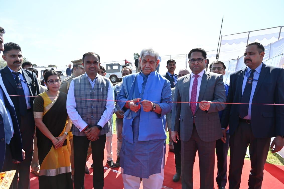 OfficeOfLGJandK's tweet photo. Inaugurated LG's Special Governance Camp for Displaced Persons of PoJK today. The drive to take the welfare schemes to every house to ensure coverage of all beneficiaries under CSS/UT Schemes will be held at Udhampur, Rajouri, Jammu, Poonch &amp; Kathua.
@narendramodi 
@AmitShah https://t.co/Vi4fdJGYkr