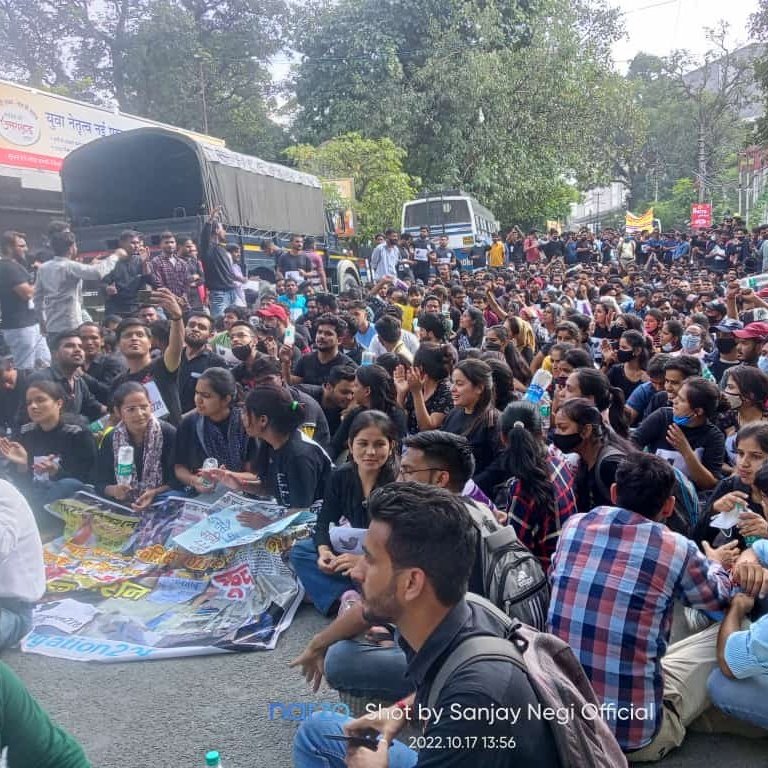 deeeksnautiyal's tweet photo. #justice_with_UKPSC_JE_students 
#Segregation_in_ukpscje 
@AshokKumar_IPS 
@DrRkumar92
@PMOIndia 
@BJP4India 
@pushkardhami 
@myogioffice 
@myogiadityanath https://t.co/fi0MteNxm2
