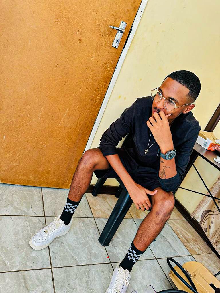 RorisangMosedi's tweet photo. Ma grootman fla🔥🌶😋 https://t.co/ZOP6gK1ZhH