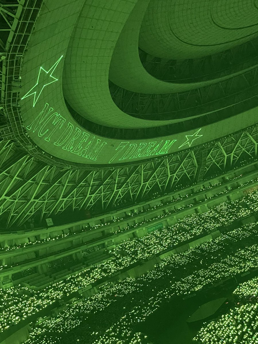 dreamiescl's tweet photo. @starfess tds 2 💚 https://t.co/DB9rAejlD0