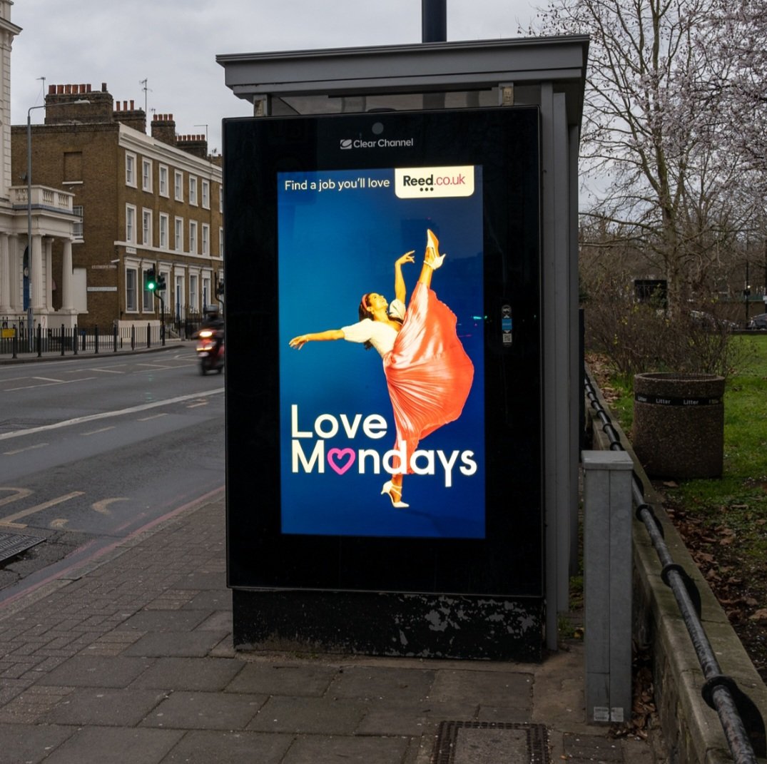 OutofhomeP's tweet photo. "Find a job you'll love https://t.co/2bylyhFK9Z Love Mondays" 
.
@reedcouk
.
@clearchanneluk 
.
#ooh #outofhome #advertising #outofhomeadvertising #outdooradvertisement #outofhomespecialist #clearchanneloutdoor #advertisingphotography https://t.co/dI6vwhvppK