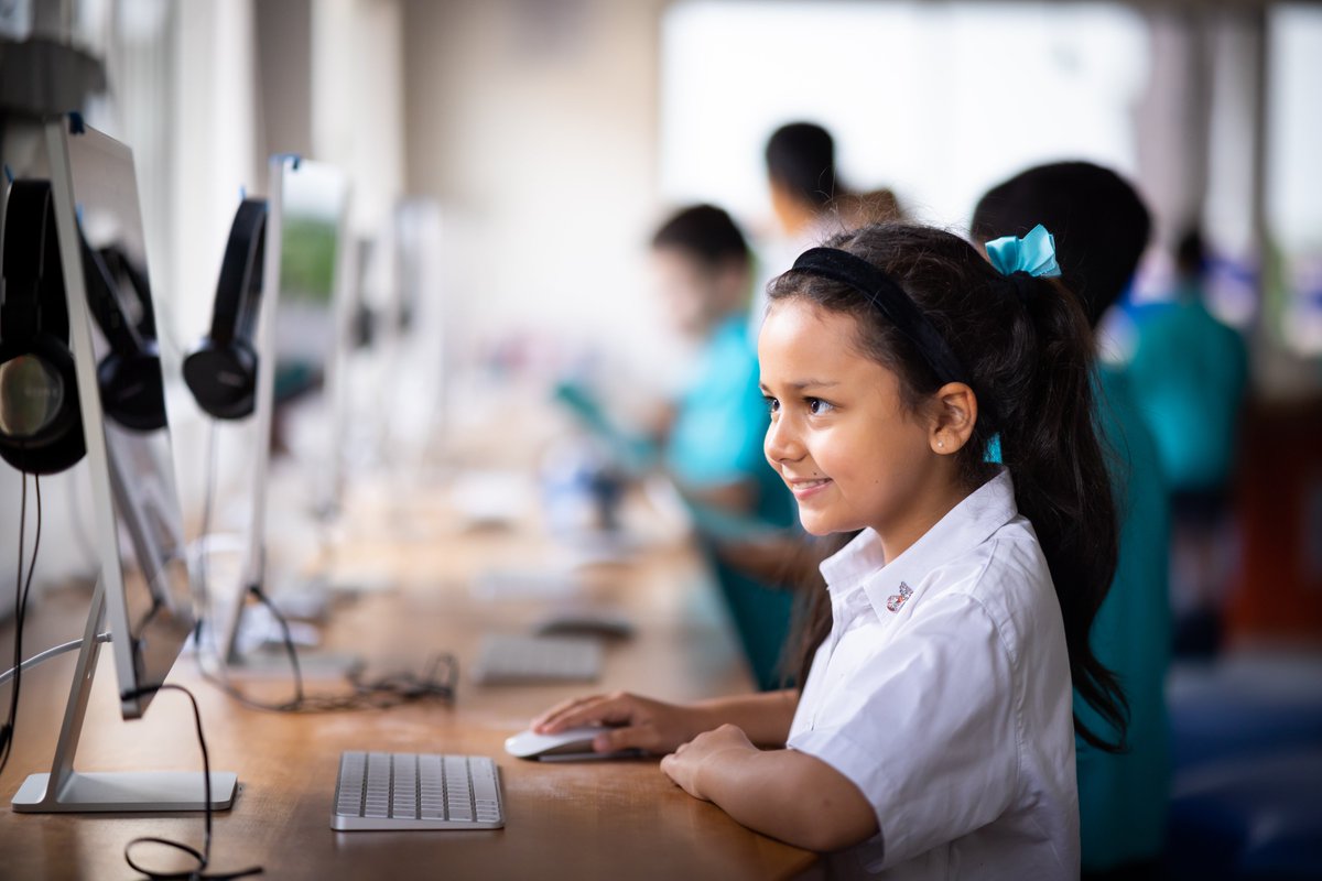 doverct's tweet image. #Edtech has been changing education since the 1980s and with robots and #AI expected to permeate our daily lives by 2025, it will play an increasingly bigger role. @dcisprincipal shares his thoughts on the rise and fall of AI:dcis.me/DC_edtech #DCISsg #nordangliaeducation