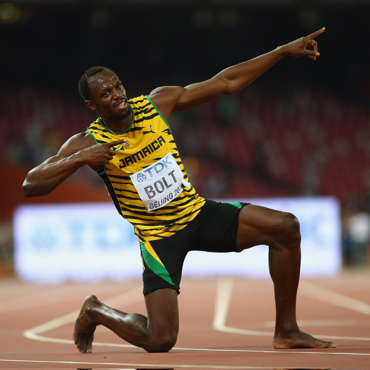 🚨 𝐂𝐎𝐍𝐂𝐎𝐔𝐑𝐒 🚨

Je vous propose de gagner cette fabuleuse photo format A3 de l'homme le plus rapide du monde USAIN BOLT signée après les JO de Rio &amp; certifiée🔥 
Encore 1 objet unique d'1 légende absolue du sport😊

✅ Pour participer
RT ce tweet
Me Follow
Liker ce tweet