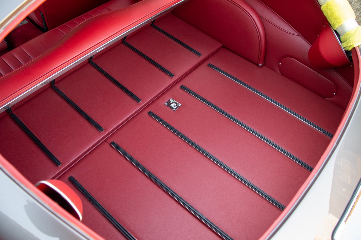 Our 'Luxurious V12 Grunt' restoration project now sits pretty dressed in fresh Oxblood Red trim with a traditional black center console and dash. Follow from the beginning here: loom.ly/MVJNd38
#etypejaguar #jaguaretype #etypev12 #v12etype #classiccars #etyperestoration