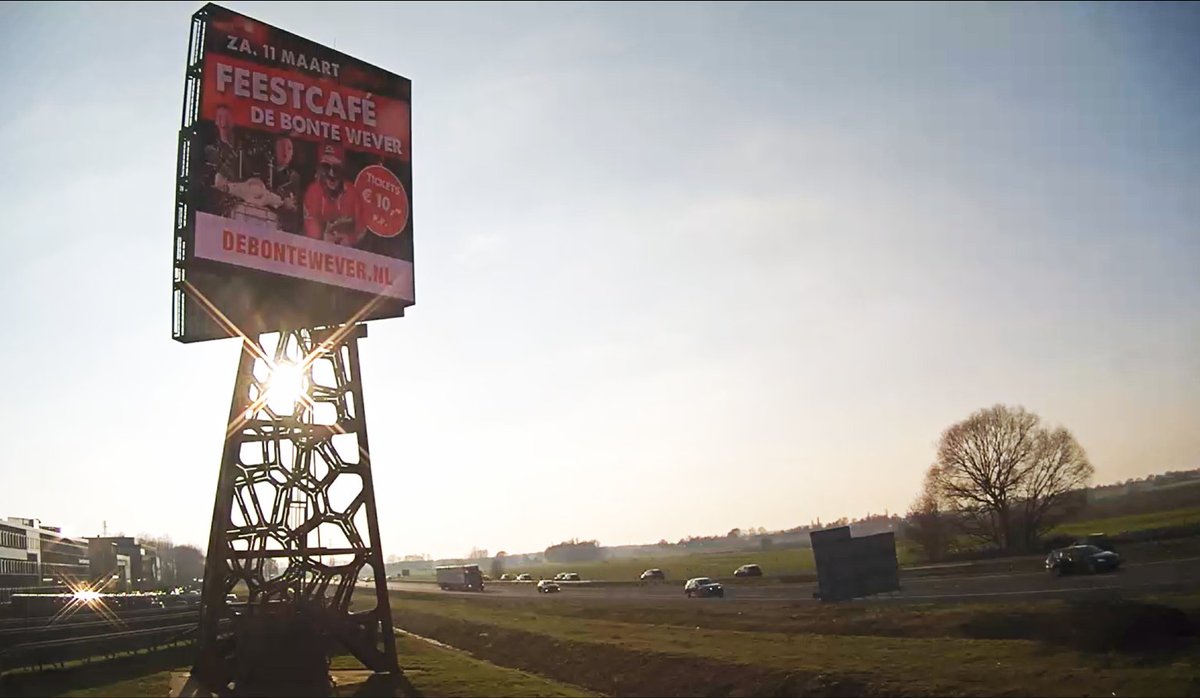 Goedemorgen 🙃! Wij kijken nu al uit naar a.s. zaterdag, Het Feestcafé met <a href="/immerhansi/">Immer Hansi</a> &amp; <a href="/feestteam/">F E E S T T E A M ©</a> in de gezelligste caféstraat van #Assen! Tickets: bit.ly/FeestcafeDeBon… 

#zinineenfeestje #party #kroegentocht #music #agendatip #tip #rolde #beilen #groningen #hoogeveen #emmen