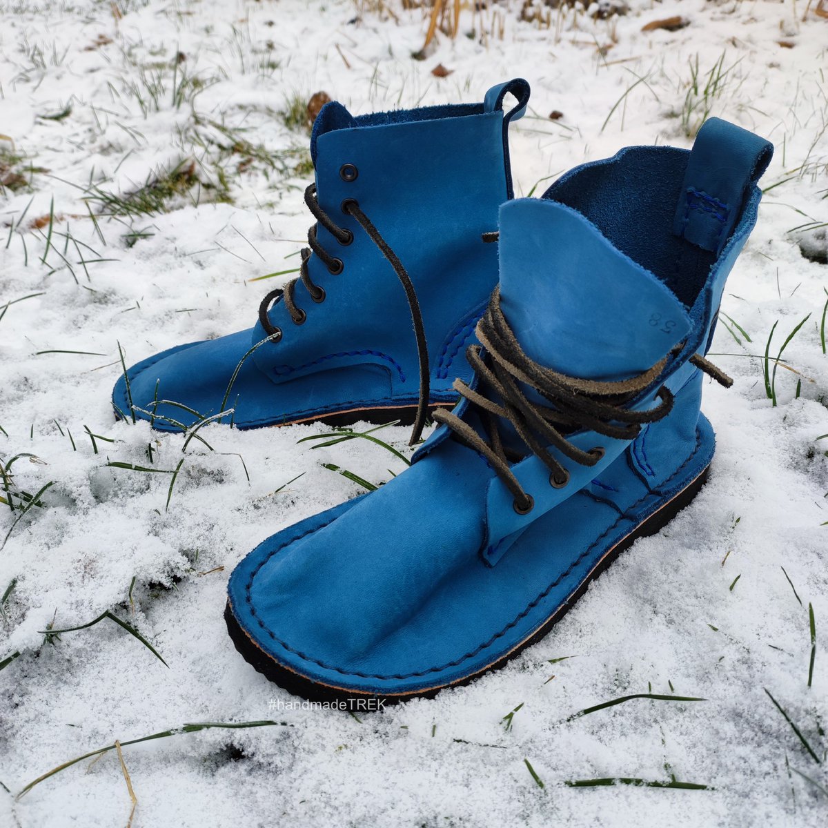 TrekLeather's tweet image. craftMore TREK store:
bit.ly/3ZngLHZ

Etsy store:
etsy.me/3msKjW6

Stock item. Only one pair. Size EU 38
Cute blue leather, #Basic7 model.
Free worldwide shipping.
Can be yours!