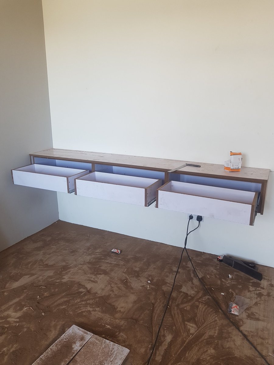 MafundiInv's tweet photo. For us it's workday🤗 for all your fittings and repairs hit us up on 0707092703 #IkoKaziKE #WatuSiWajingaKinyua #Nairobi #MainaAndKingangi #KwamboxAndObinna https://t.co/GosUZV5IR5