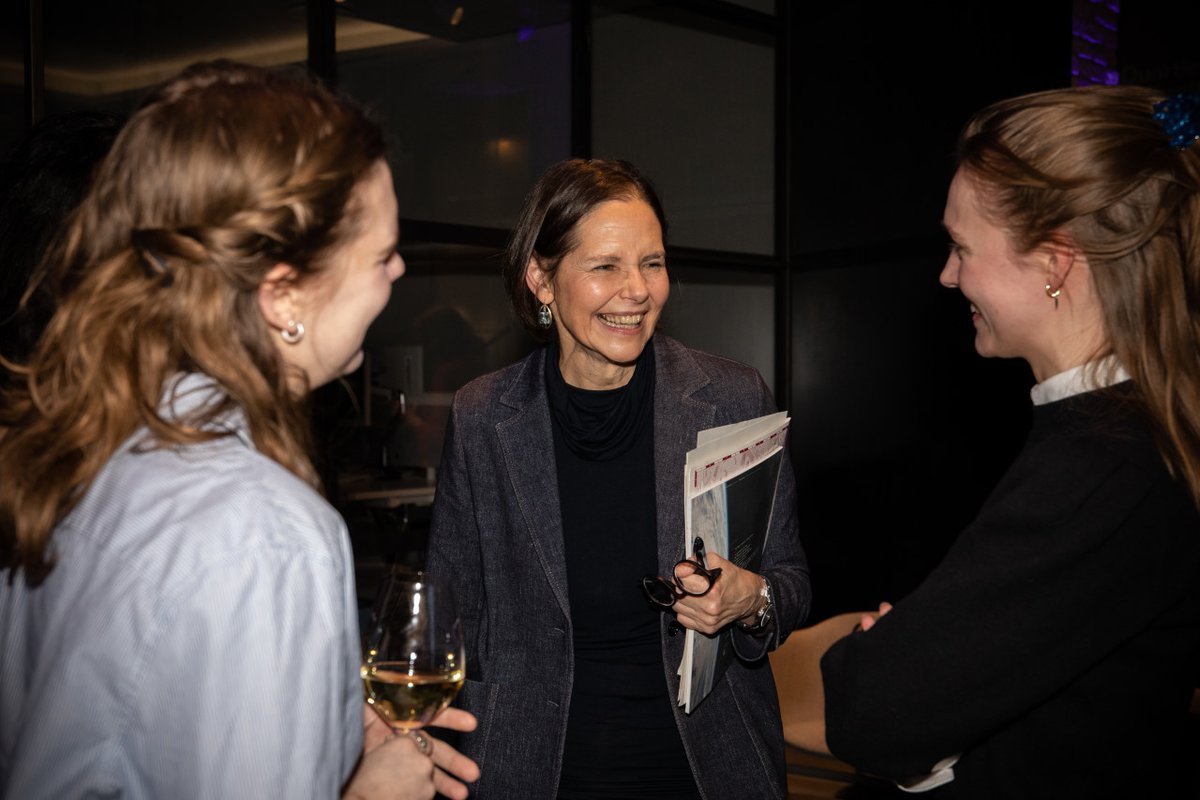 Hertie School tweet media