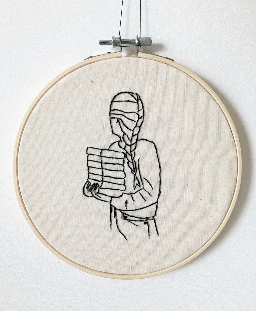 Hi to all the book lovers out there 📚 here’s a hoop a did a while back 🪡 #booktwitter #booklovers #embroidery #modernembroidery happy Monday