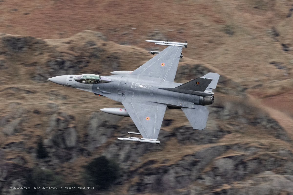 savageaviation1's tweet image. The Belgians are here! 🇧🇪 MACE flight last week in The Lakes.

#belgianf16 #349squadron #lowlevel #lowflying #lfa17 #lakedistrict #aviation #aviationphotography