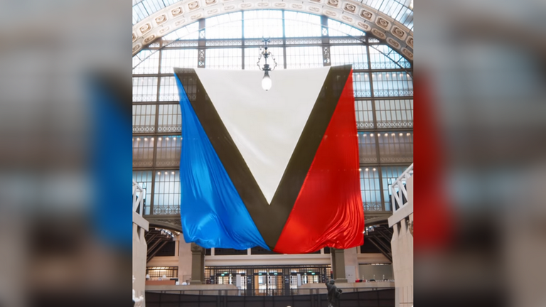 RT on X: Ukrainian activists interpreted Louis Vuitton's French