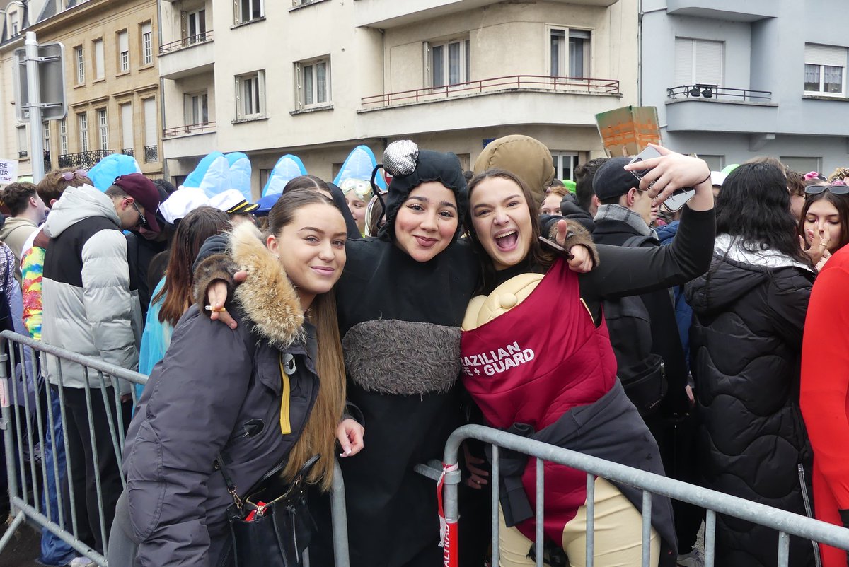 Laurent tweet media