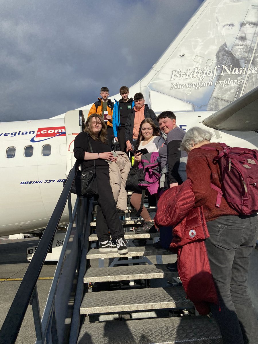 Sullyincork's tweet photo. A lot of travelling to Oppdal but well worth the long journey for the Irish party from Davis College, Mallow. #Norway @Leargas @sportdaviscol @EricTheHalfABe3 @lourennemo #ErasmusPlus #Erasmus @EUErasmusPlus @visitnorway @EuTopiaplus @lj_donovan https://t.co/vo1qSYYHyA