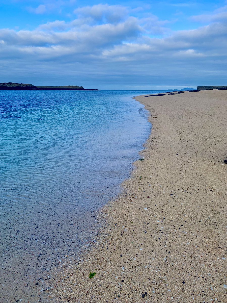 pandapoo67's tweet image. You’d think I was somewhere tropical but nope #isleofskye #scotland coral beach truly magical