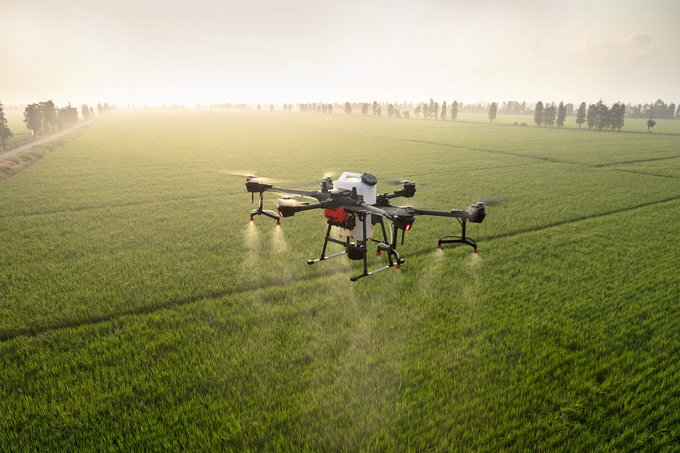 𝗗𝗶𝗱 𝘆𝗼𝘂 𝗸𝗻𝗼𝘄...
Drones have revolutionized industries from aerial photography to search & rescue? 
From stunning landscapes to wildlife monitoring, drones offer a unique perspective. 
#INTI360 #INTIIU #dronestechnology

tinyurl.com/5cjsfwd3