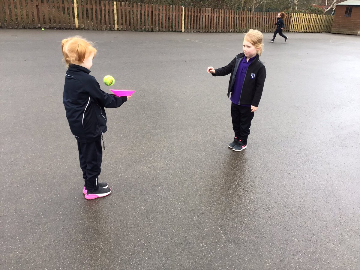 SPB_EYFS's tweet photo. This afternoon in PE we continued to look at our throwing at a target objective. The children enjoyed these activities so much! To finish the lesson we played a fun game of hand tennis, with some adaptations. #StPBPE https://t.co/9MpGfGyjGk