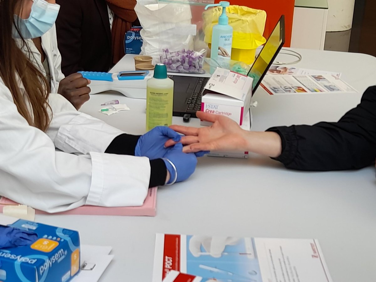 Fondation Charles Mion-AIDER Santé (@aider_sante) on Twitter photo 6 millions de personnes ont les reins malades et l’ignorent. Grâce au dépistage précoce, il est possible de retarder/éviter la greffe ou la dialyse. N'hésitez-pas, cela ne prend que quelques minutes! Ce jour, nous sommes avec <a href="/FranceRein/">France Rein</a>, pour infos & dépistage à <a href="/Clinique_StJean/">Clinique Saint-Jean</a> 6 millions de personnes ont les reins malades et l’ignorent. Grâce au dépistage précoce, il est possible de retarder/éviter la greffe ou la dialyse. N'hésitez-pas, cela ne prend que quelques minutes! Ce jour, nous sommes avec <a href="/FranceRein/">France Rein</a>, pour infos & dépistage à <a href="/Clinique_StJean/">Clinique Saint-Jean</a>