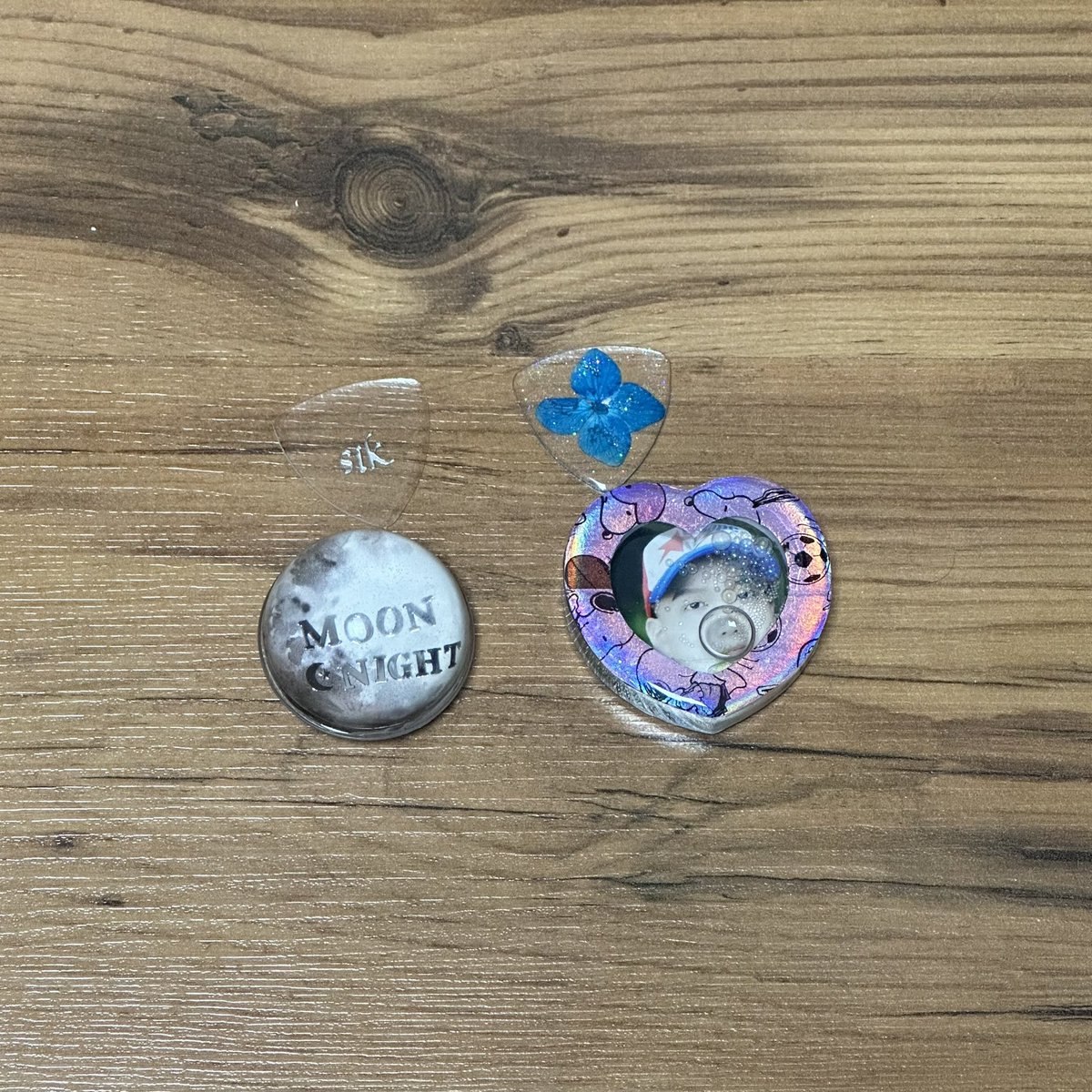 💙현식 프니 생일 기념 알티 이벤트💙

당첨자 2명
그립톡, 피크 드립니다

추첨일 프니시 ( 3월 10일 오후3시 10분 )
배송비 부담 가능하실분만 참여해주세요💙

저조시 자삭 합니다~