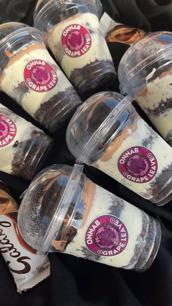 تسلم يدين اخختي الرهييبة🥺💖
حرفيّا احلى حلا ذقتوو 
سكرو خفيف ومزون باررد ولذيذذ
اددمماانن🤤💜💜💜💜💜💜💜💜
بالاوريو والجالكسي🍫🍫🍫💜
الاستلام من شارع المشتل ترك عُناب
للطلب 0126997797
#رتويت حنسحب على ٥ كاسات💃🏽🍫✨