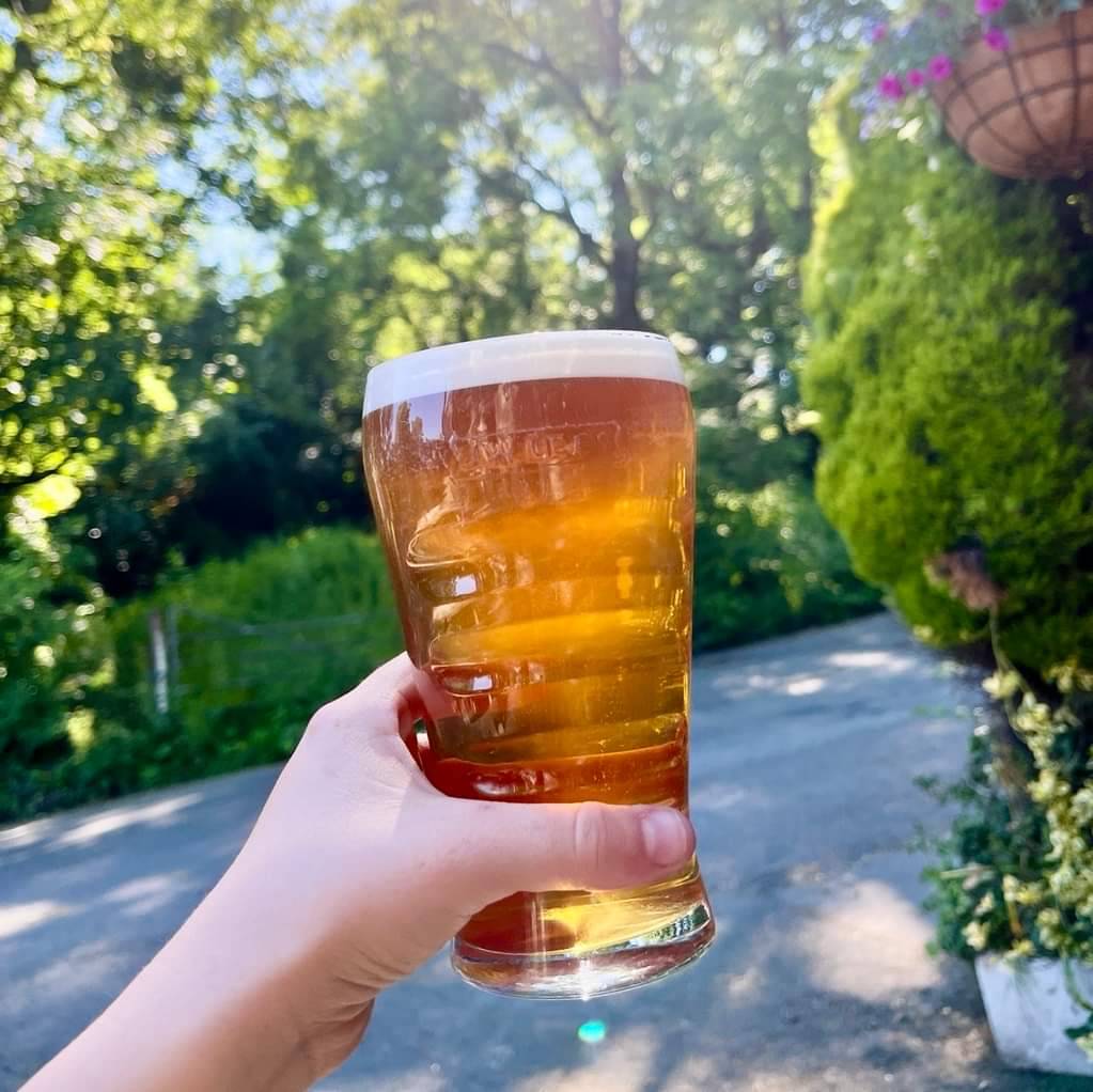 🍺 CASK MONDAYS 🍺

What better way to brighten up your Monday than with money off your favourite cask ale. 

Pop in to find out about our offers and bring a friend along for a drink.